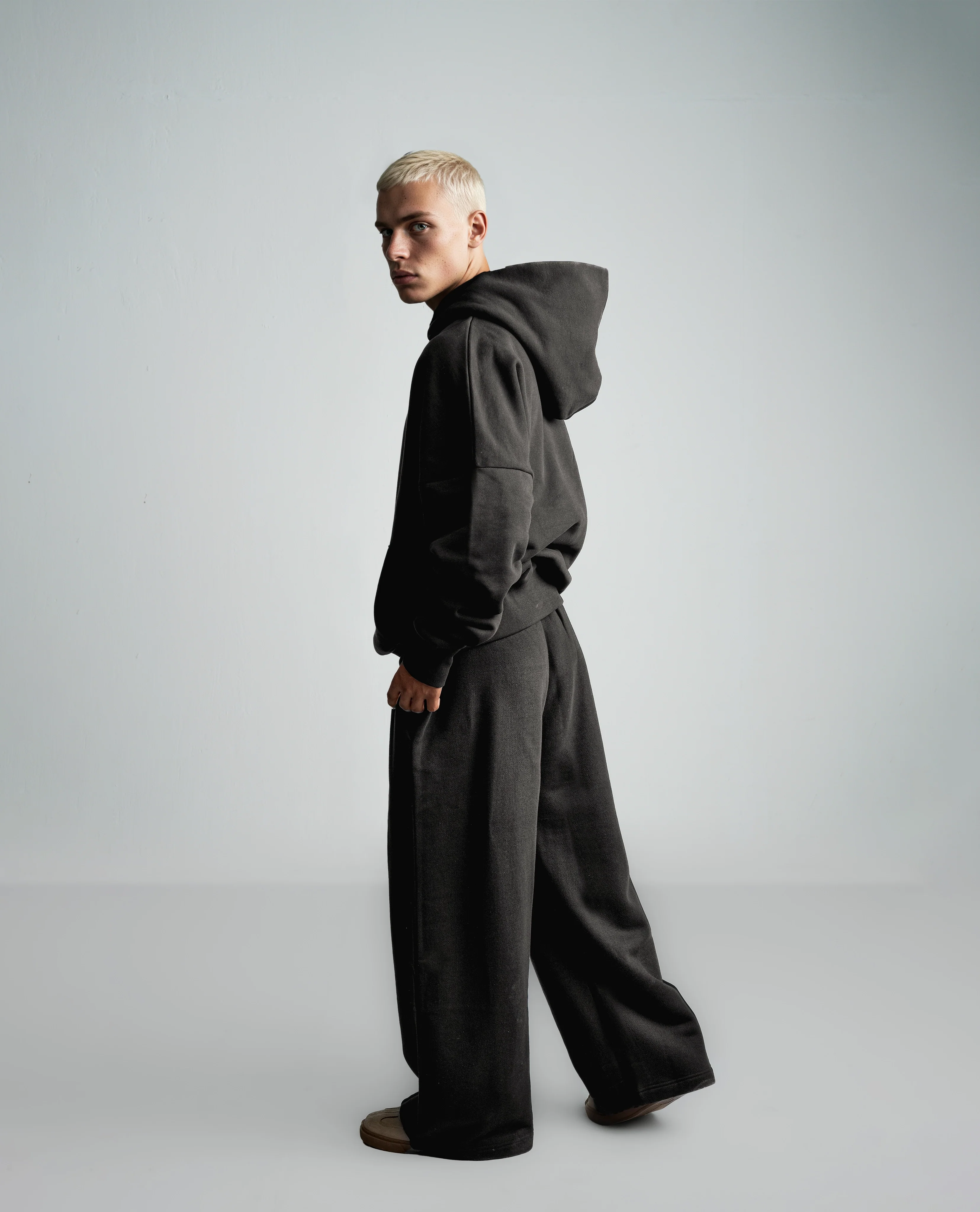Y27 Ultra Heavy Organic Pull-Over, Volcanic Ash [FACTORY DEFECT] - Image 4