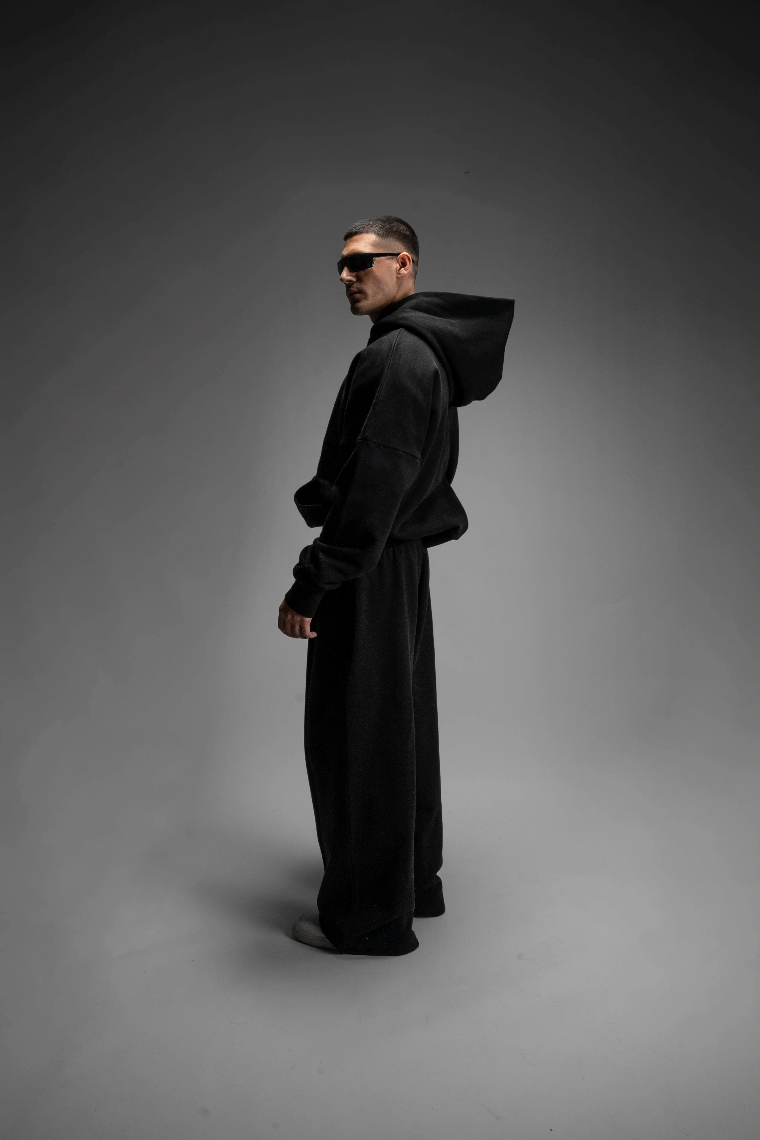 Y27 - Cropped Boxy Organic Hoodie — Midnight Black [520 GSM] / In Stock - Image 3